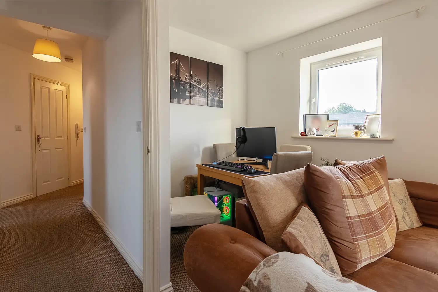 property photo 6 of 30