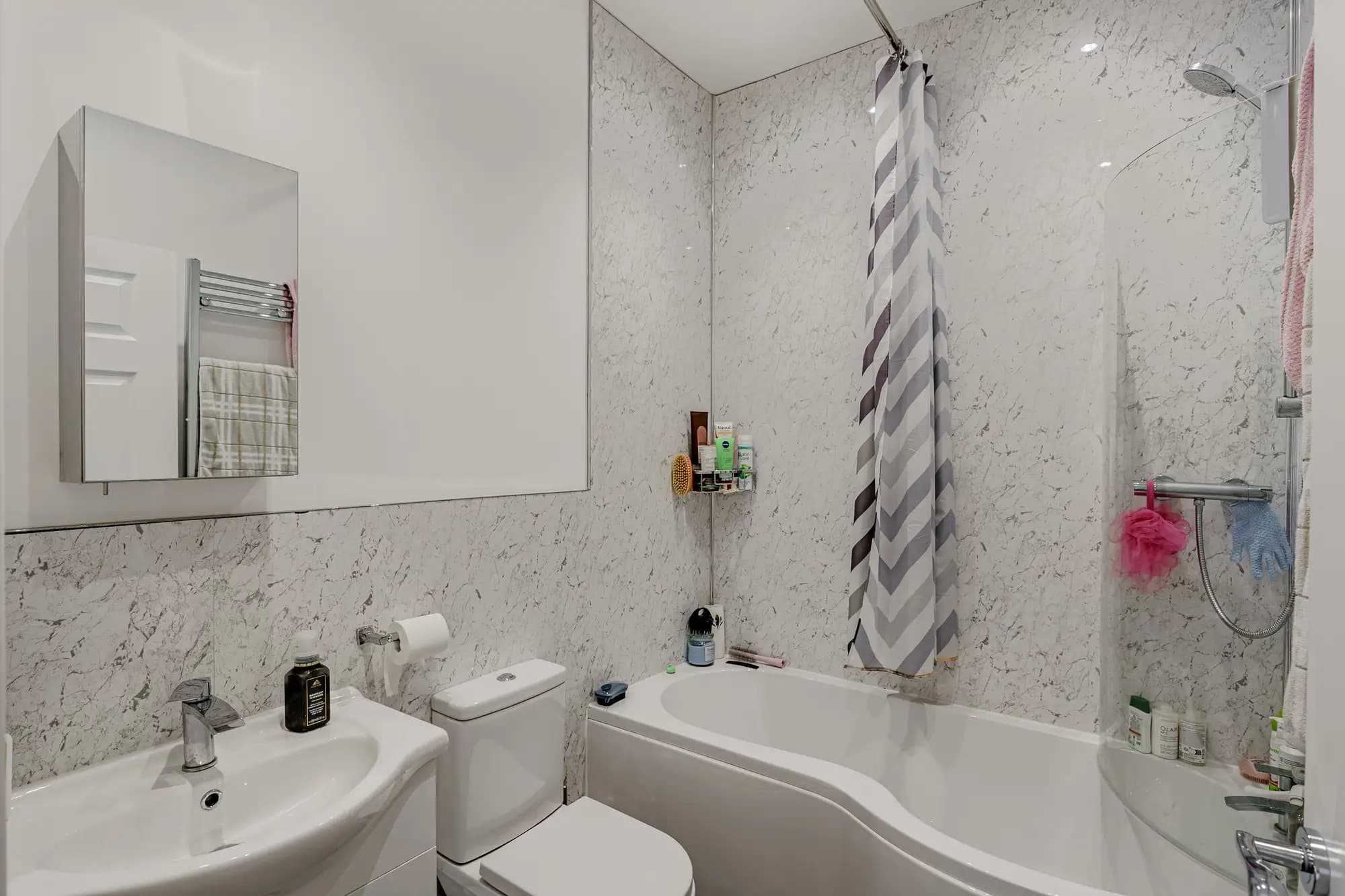 property photo 6 of 20