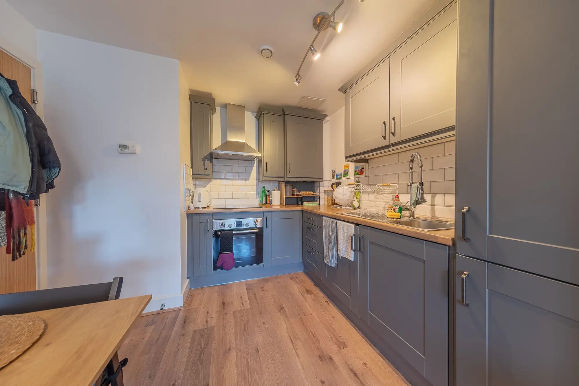 property photo 5 of 17