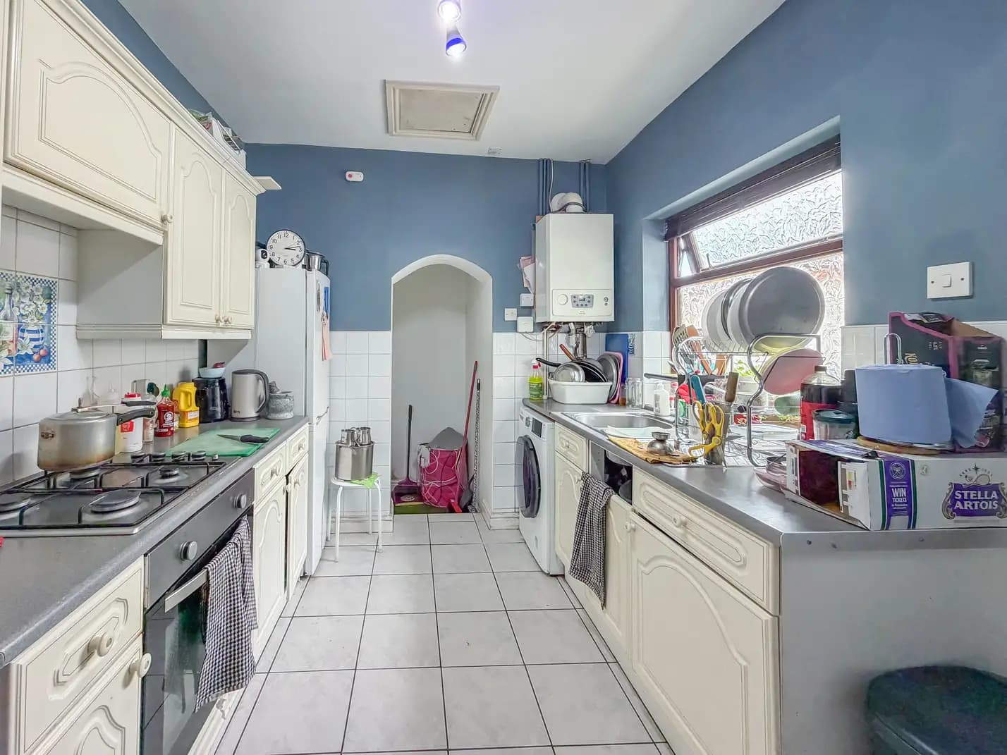 property photo 5 of 16