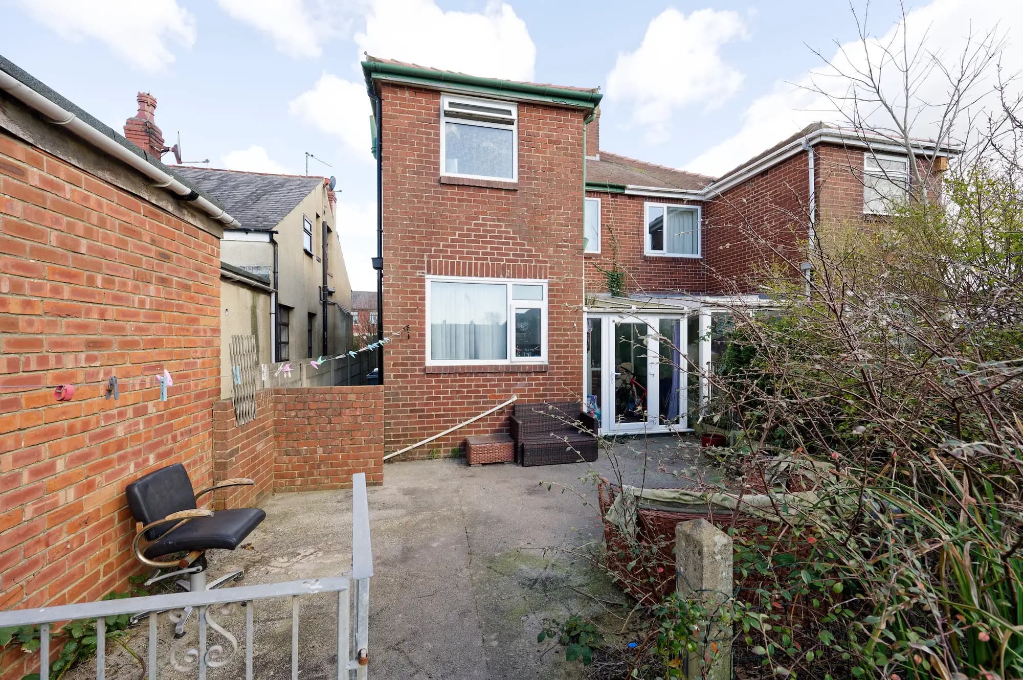 property photo 10 of 18