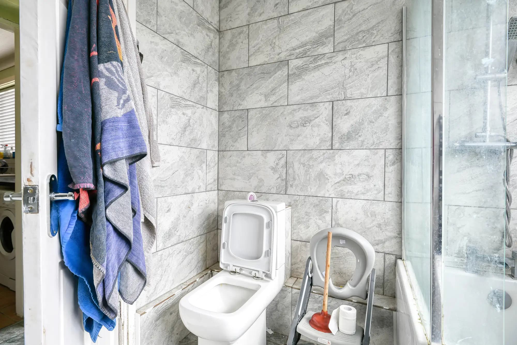 property photo 9 of 30