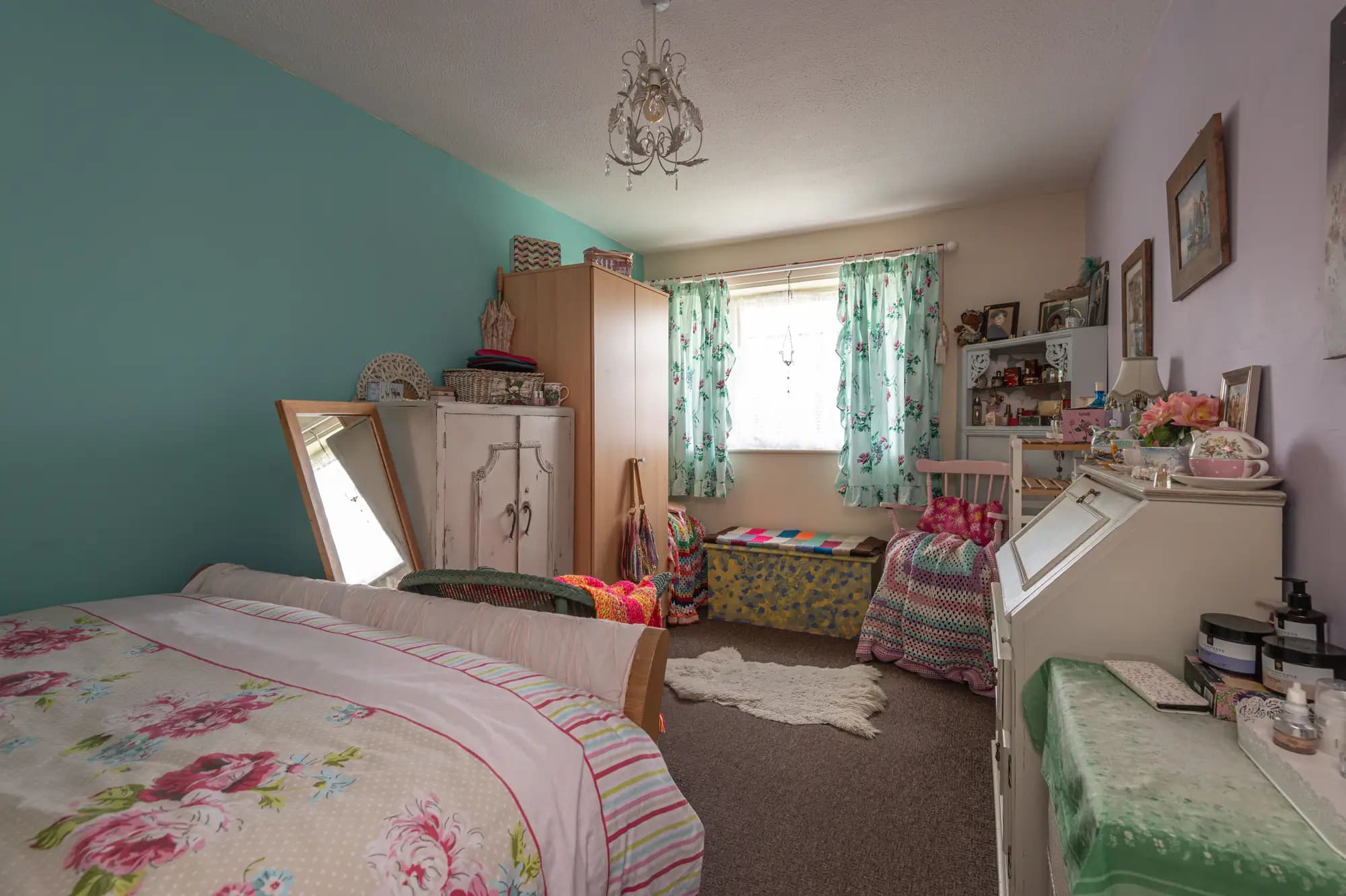 property photo 10 of 16