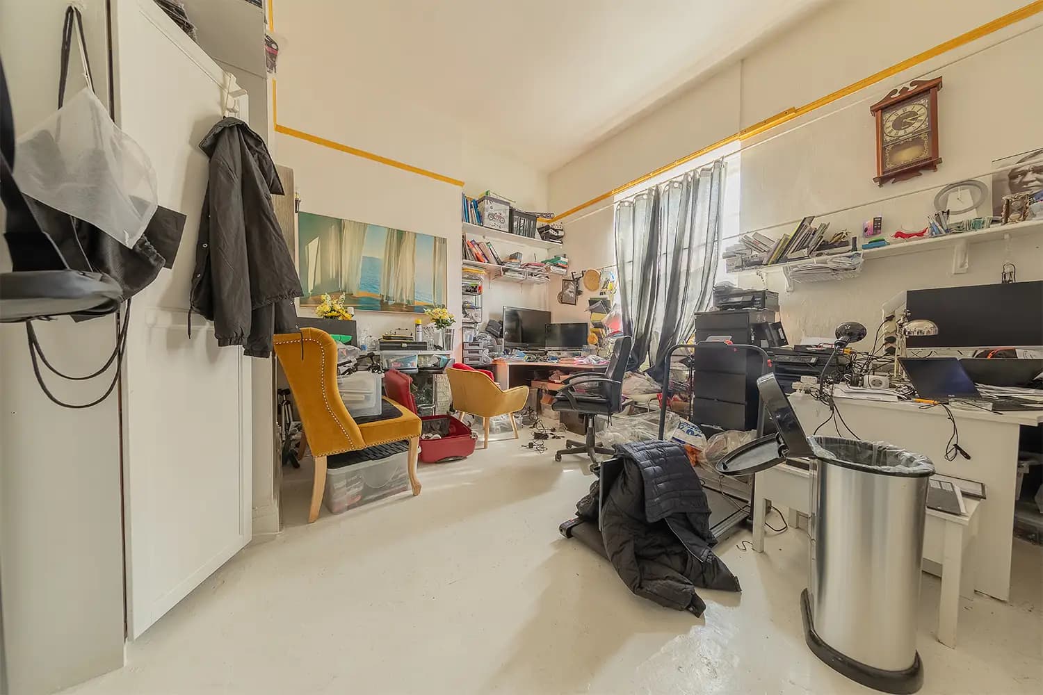 property photo 21 of 30
