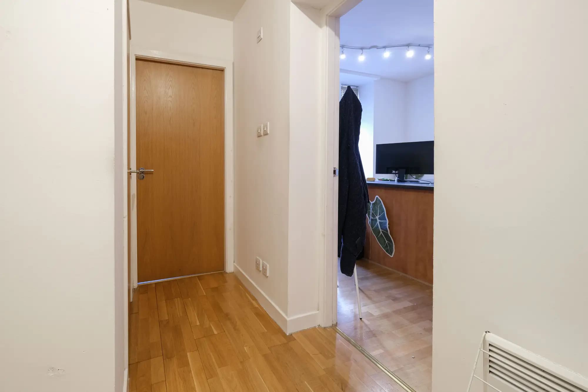 property photo 12 of 16