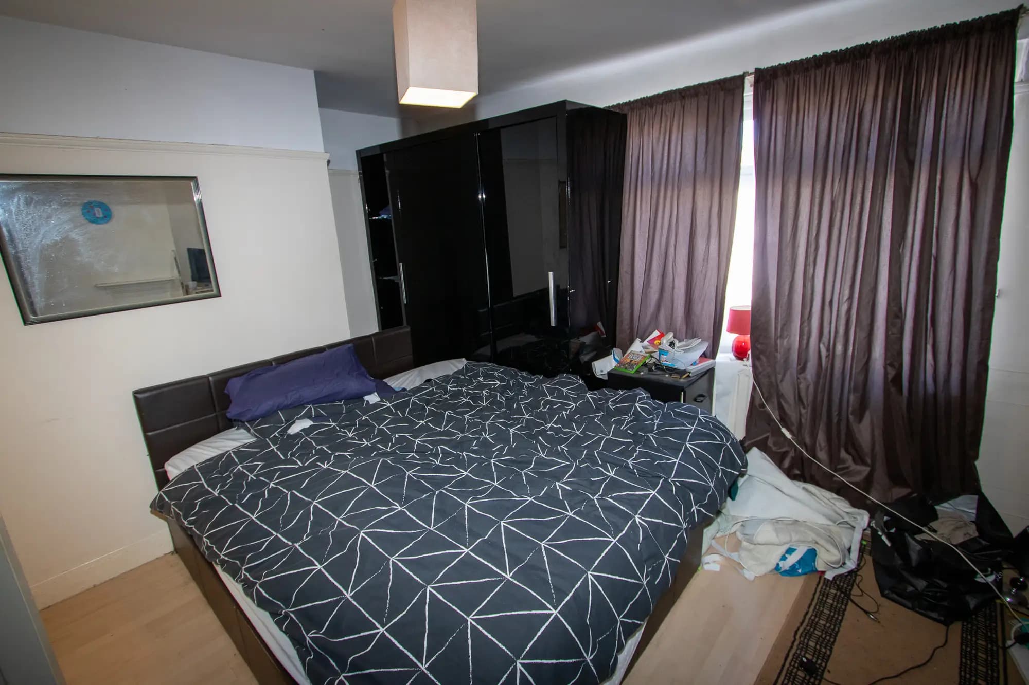 property photo 11 of 18