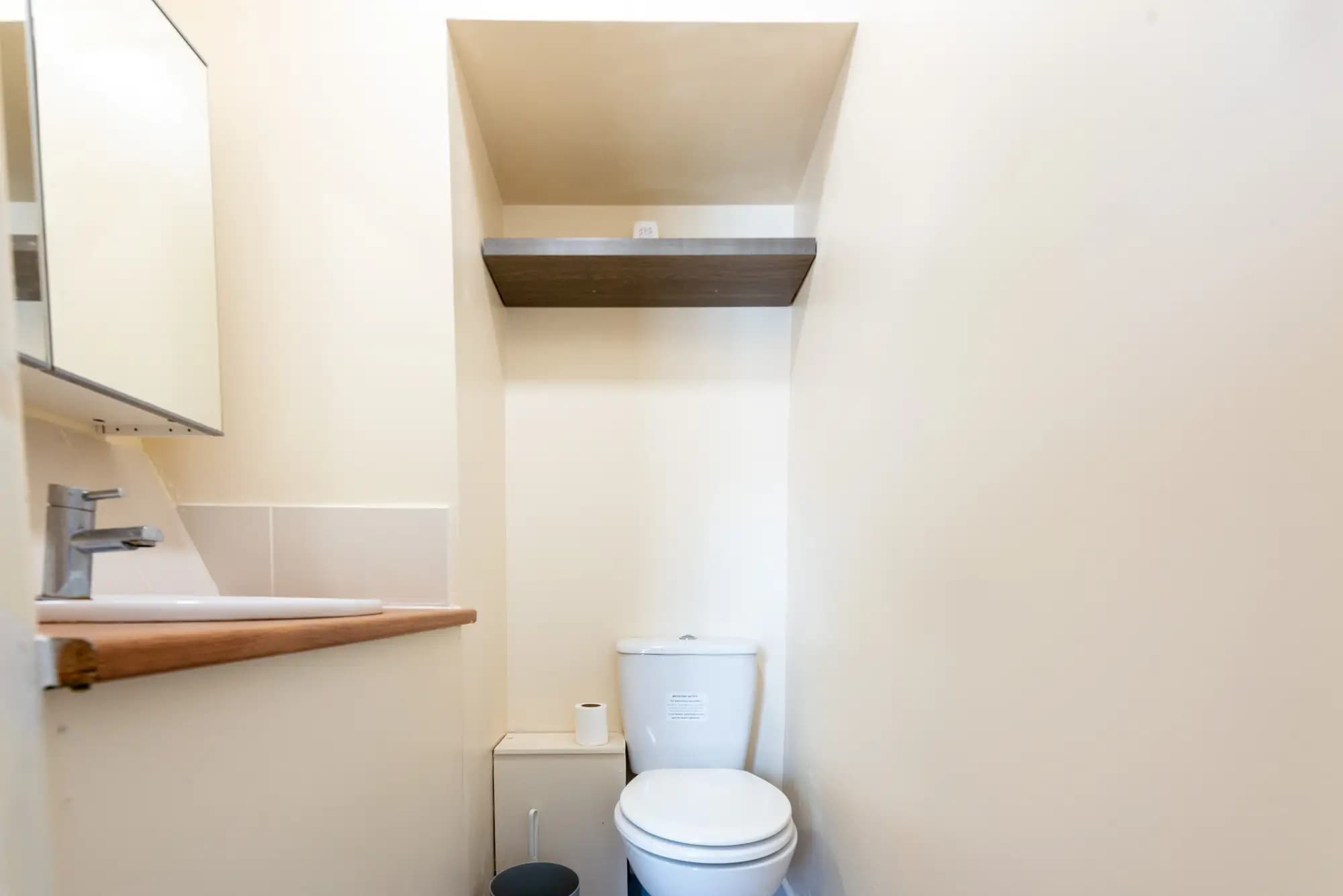 property photo 11 of 30