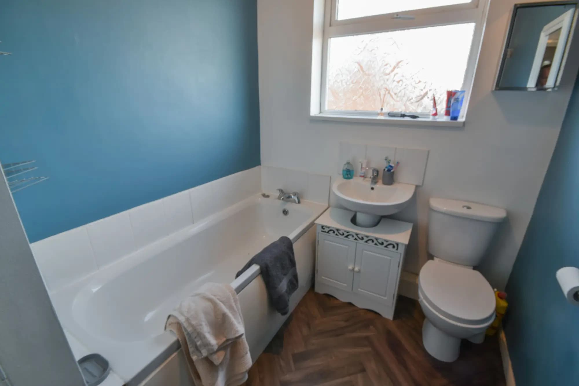 property photo 9 of 25