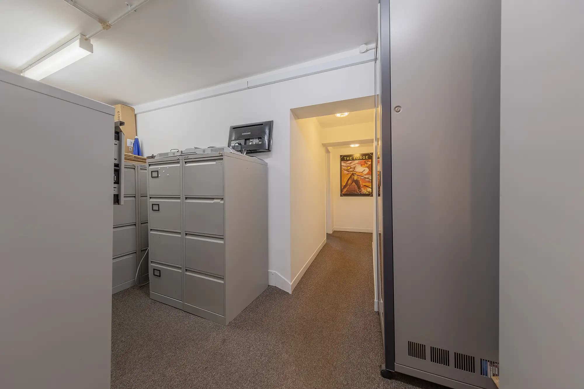 property photo 28 of 33