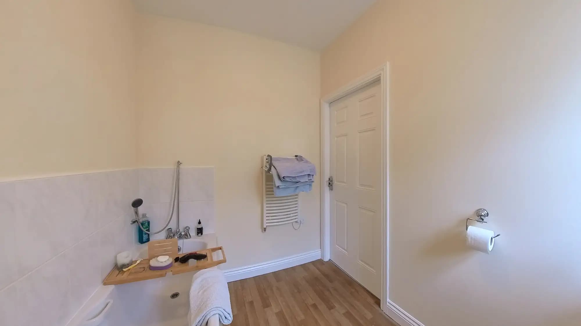 property photo 11 of 27