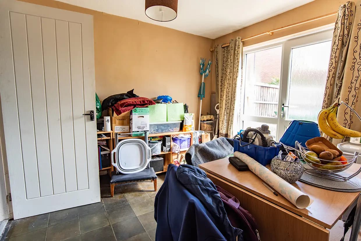 property photo 7 of 17