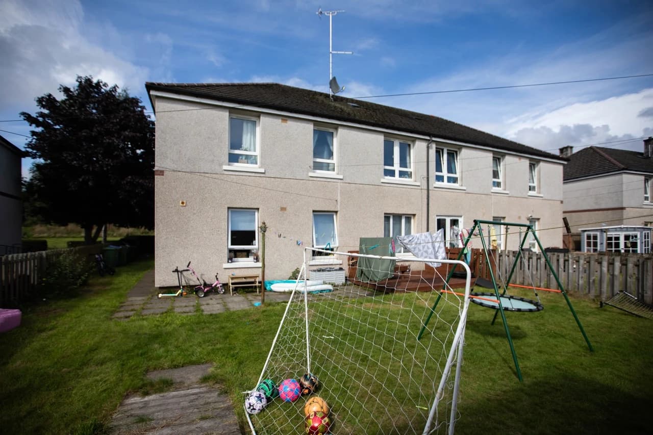 property photo 21 of 23