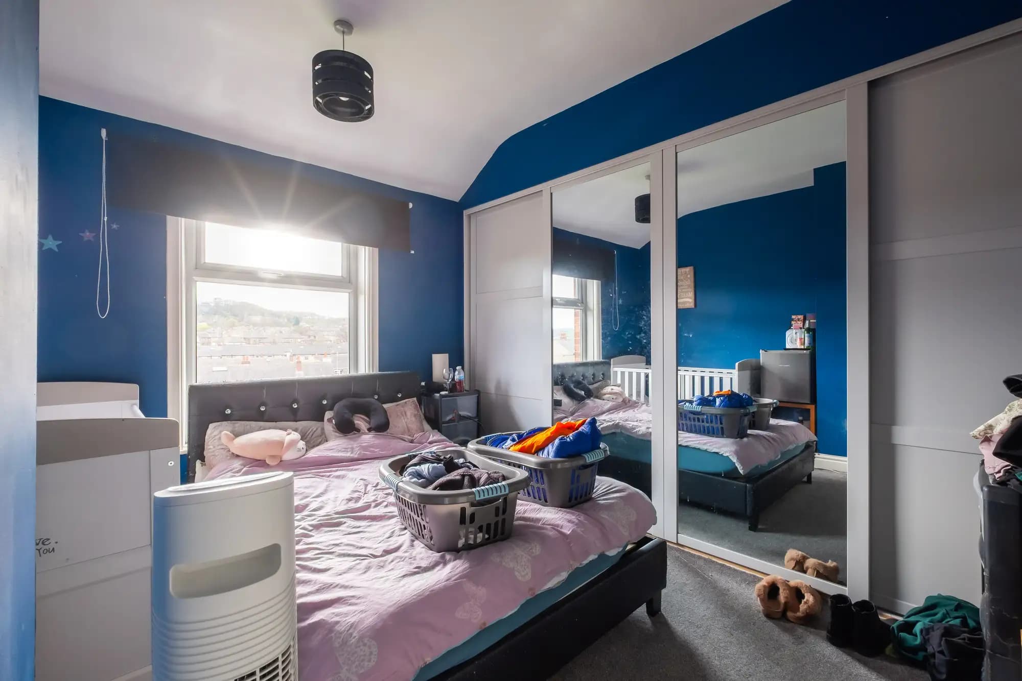 property photo 8 of 18