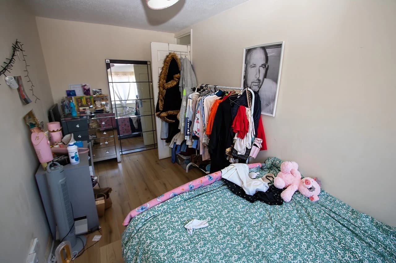 property photo 14 of 20