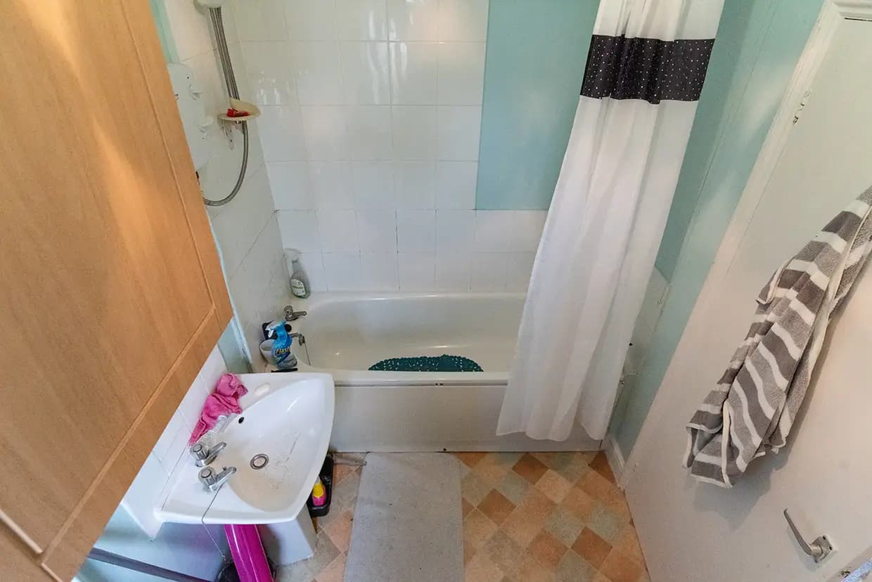 property photo 13 of 23
