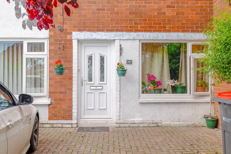 property photo 21 of 23
