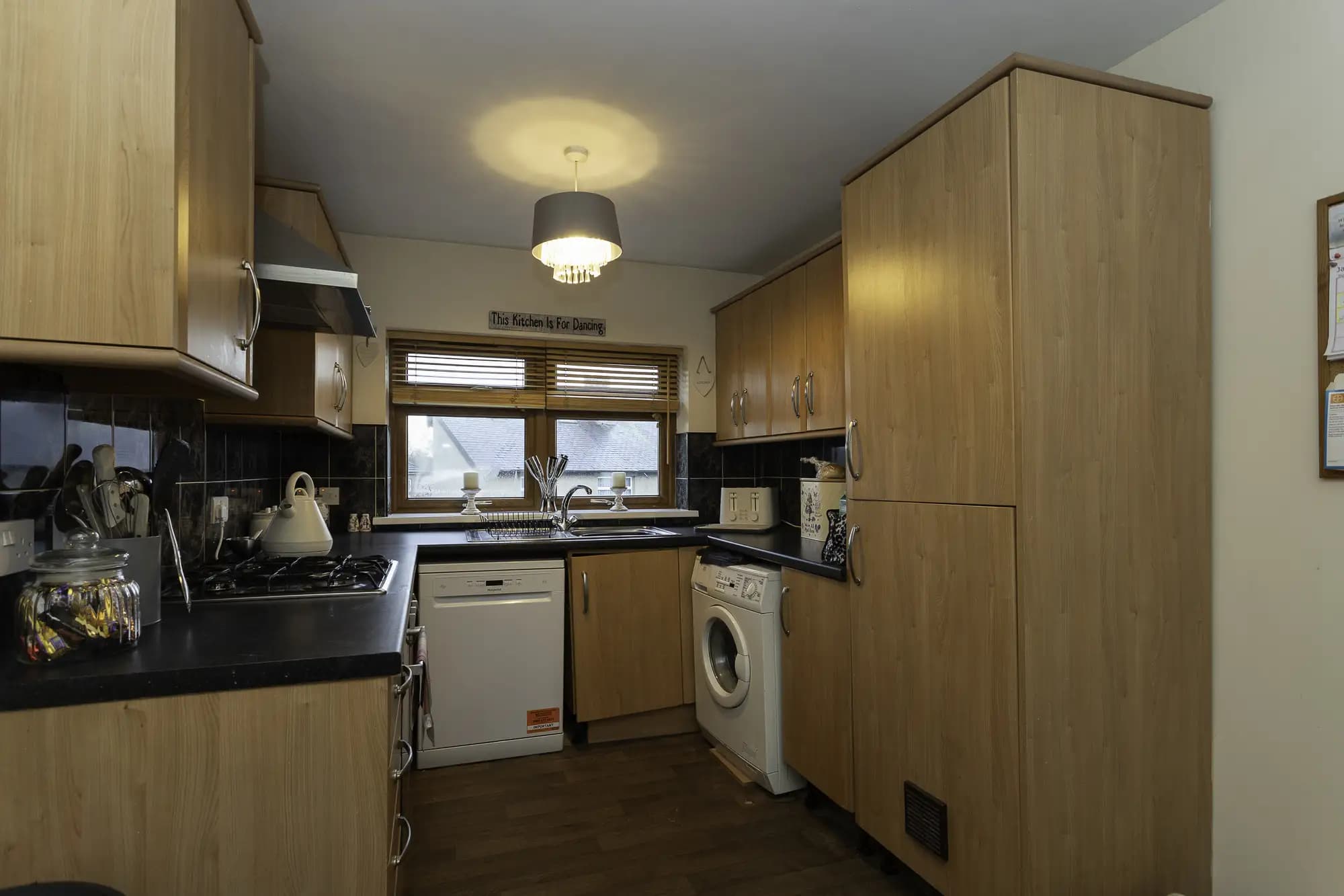 property photo 9 of 30