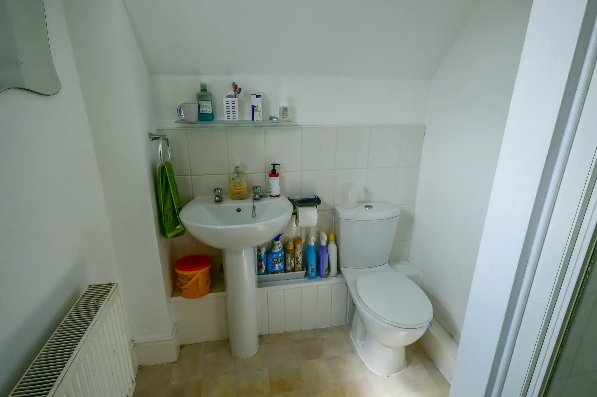 property photo 7 of 15