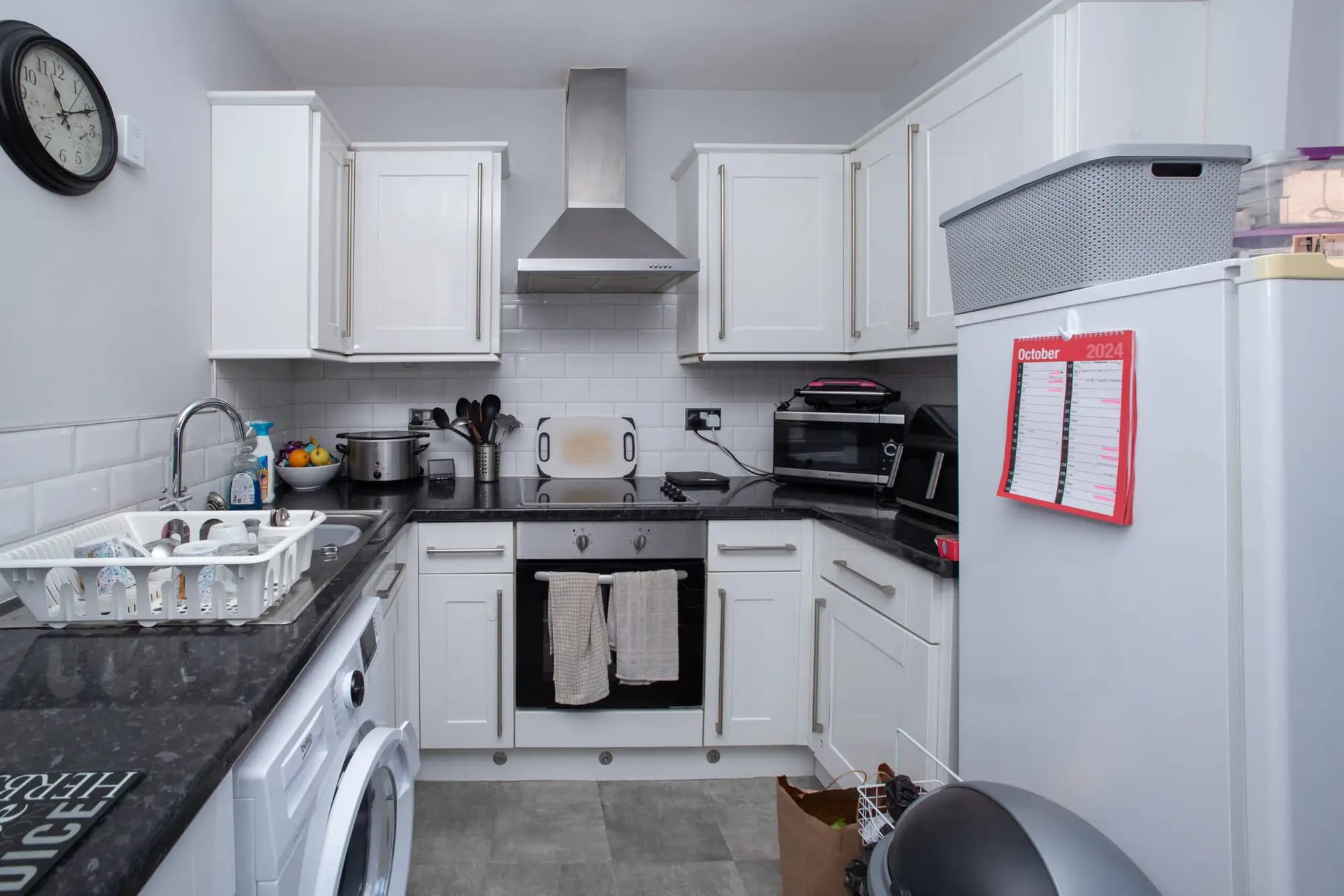 property photo 6 of 14