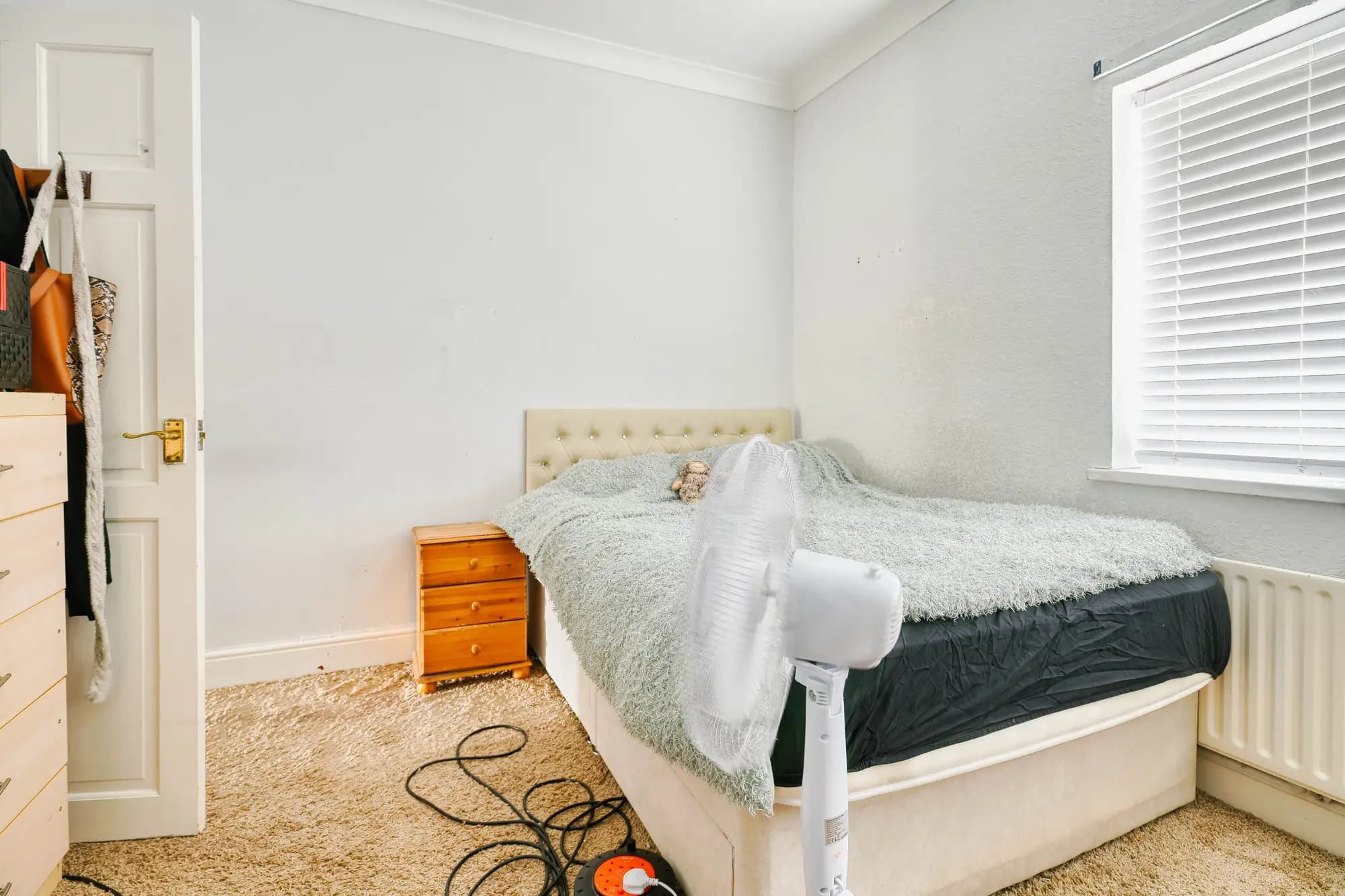 property photo 10 of 30