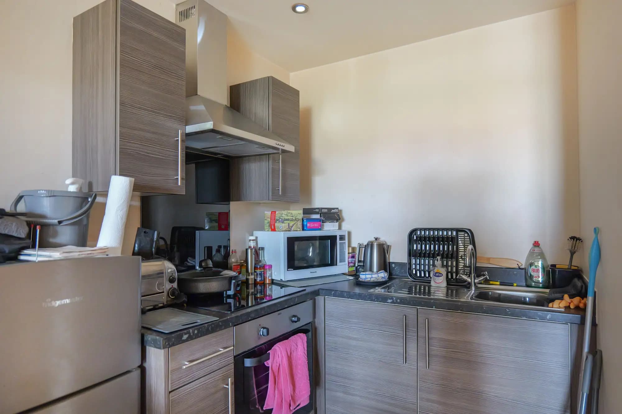 property photo 4 of 17