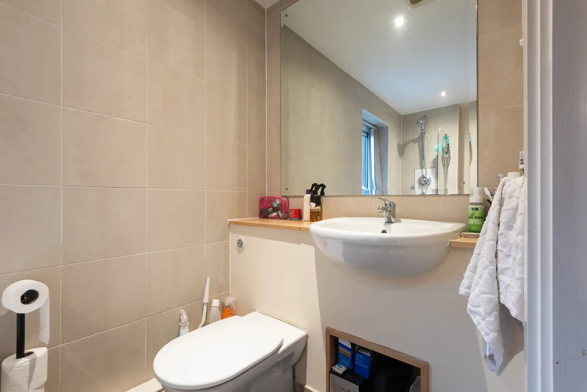 property photo 9 of 21