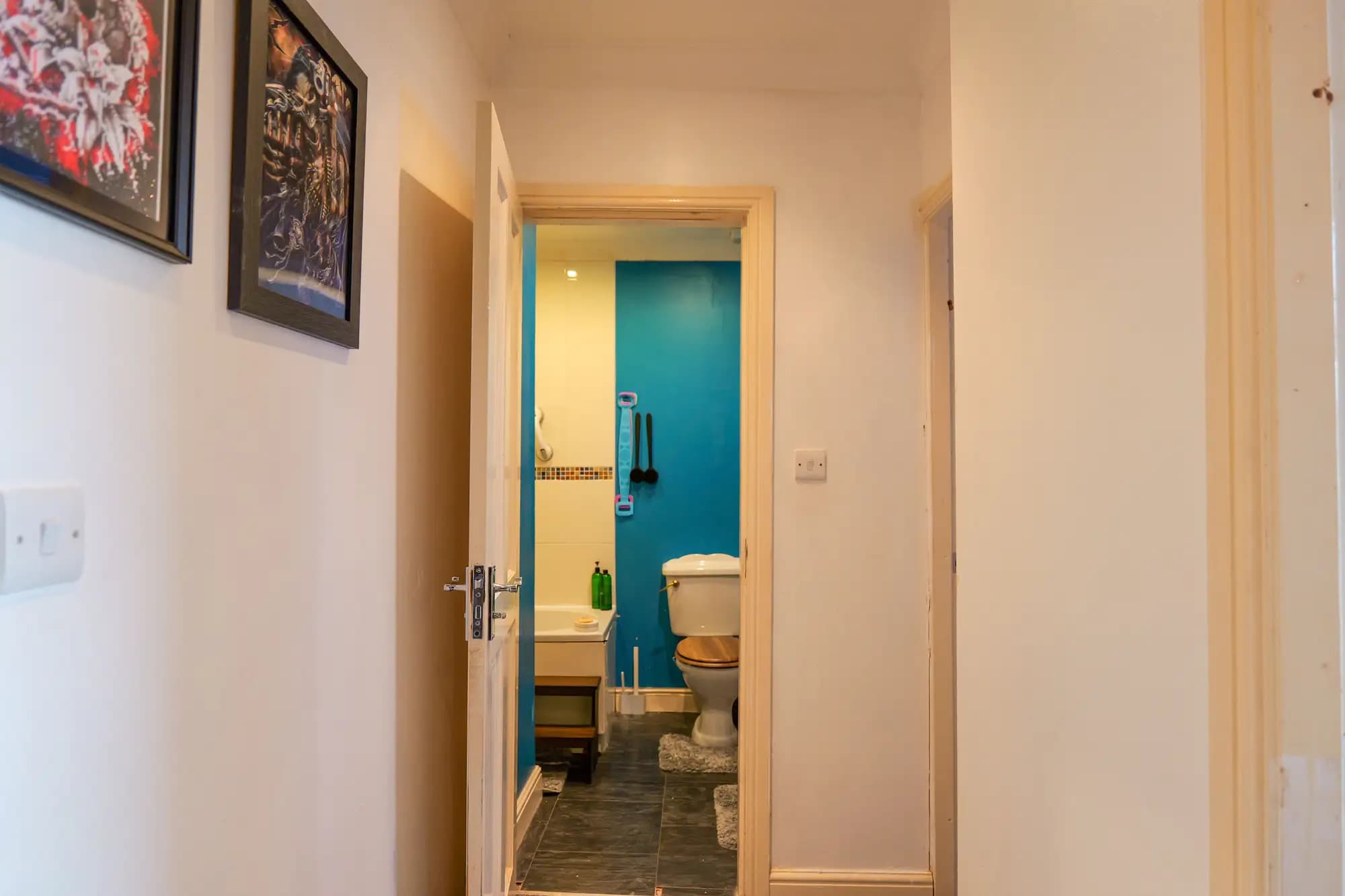 property photo 9 of 27