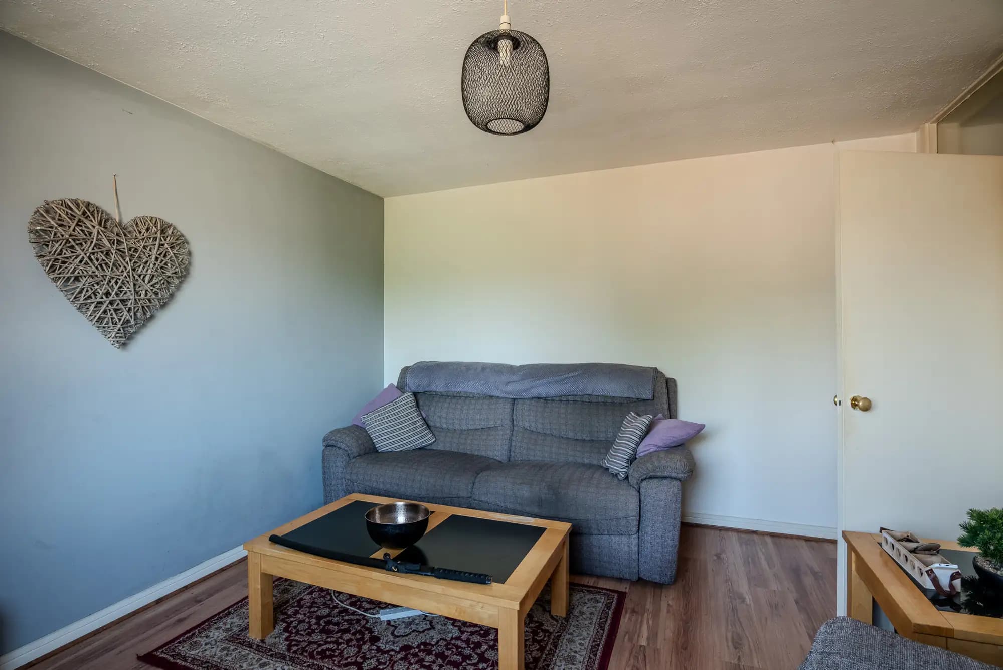 property photo 4 of 15