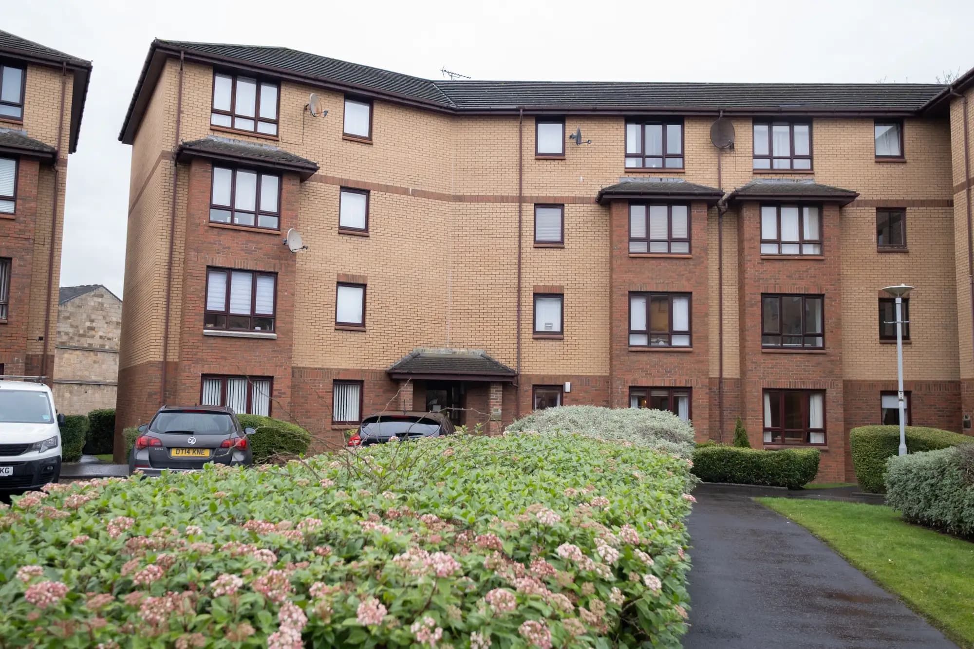 property photo 1 of 34