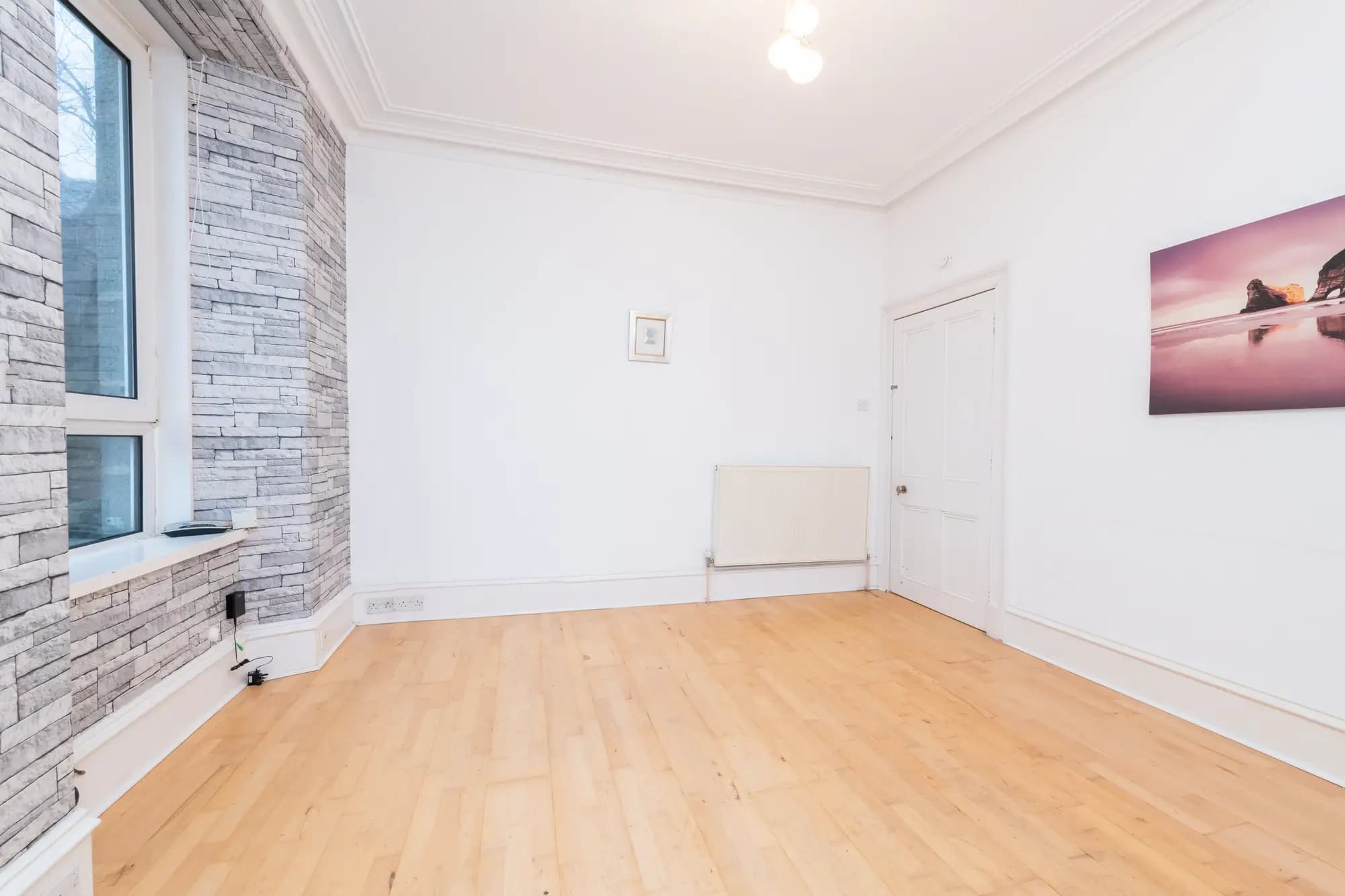 property photo 4 of 20