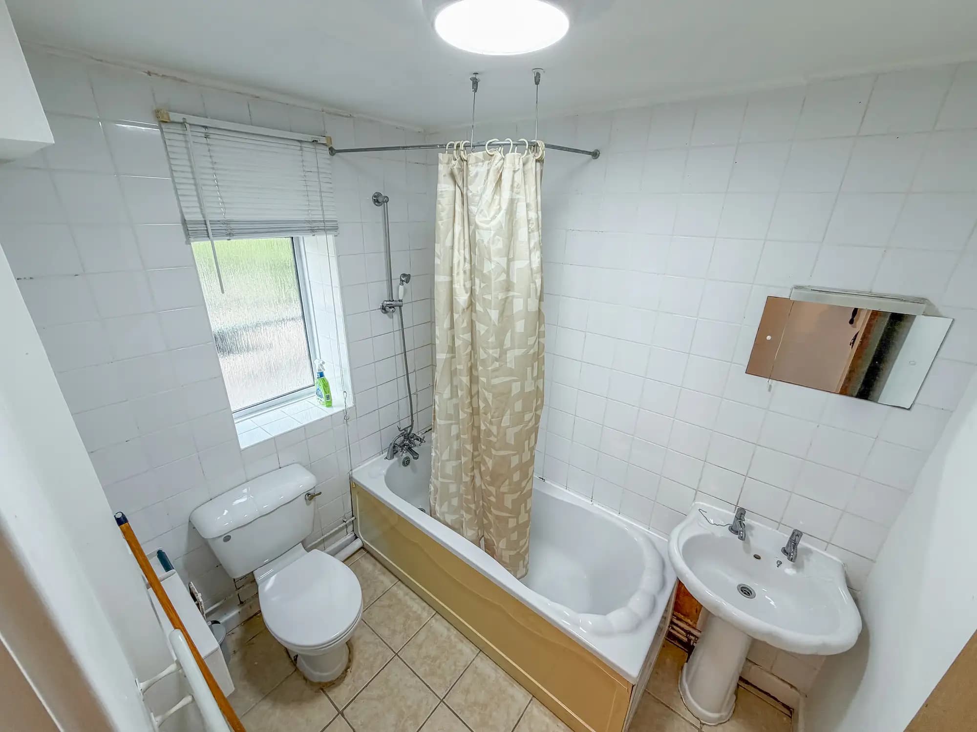 property photo 11 of 23