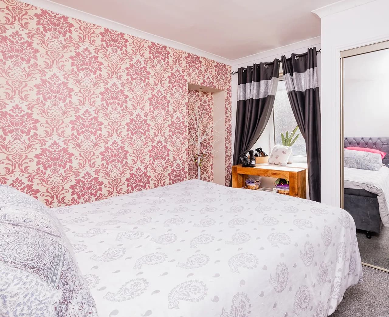 property photo 11 of 19