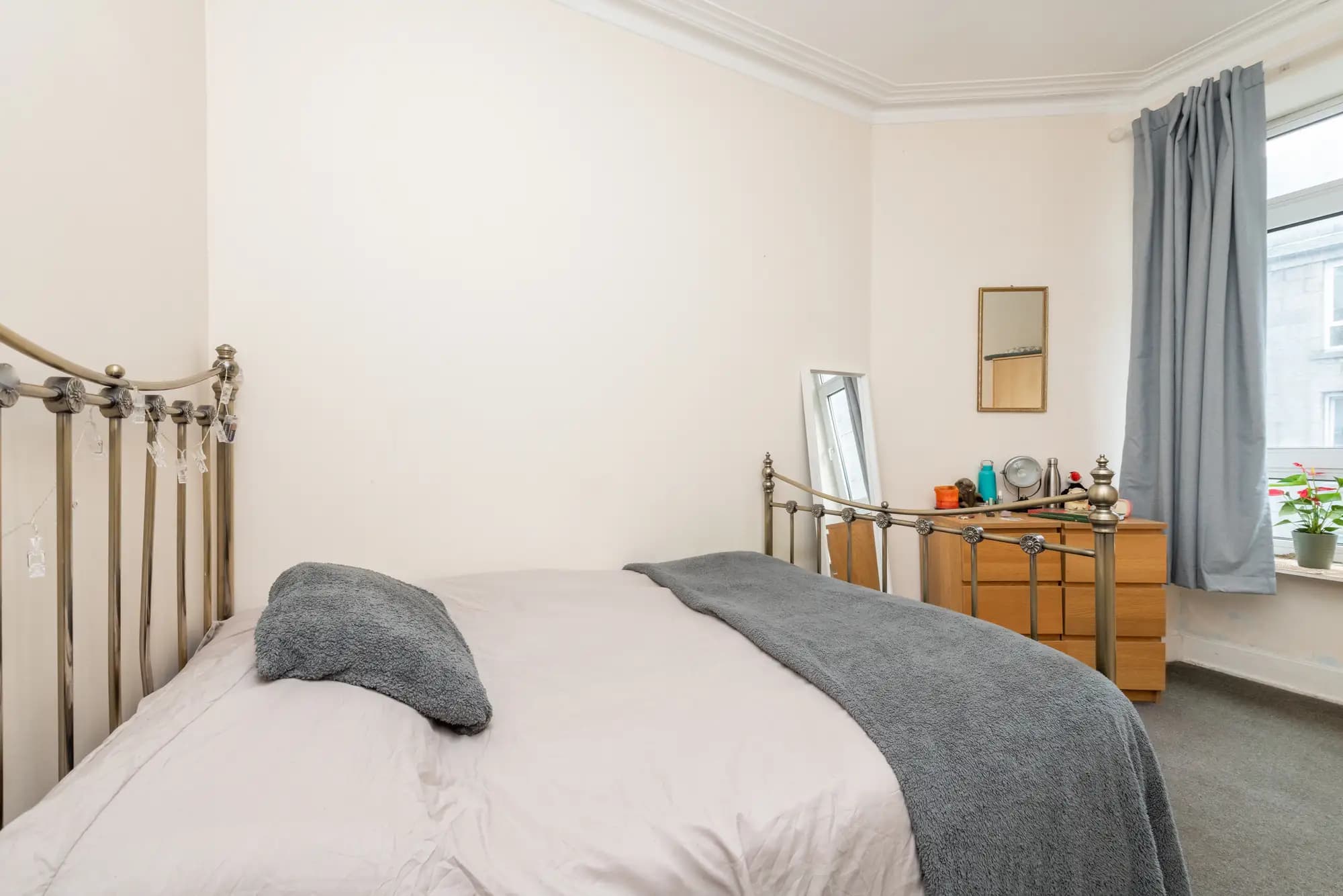 property photo 12 of 20