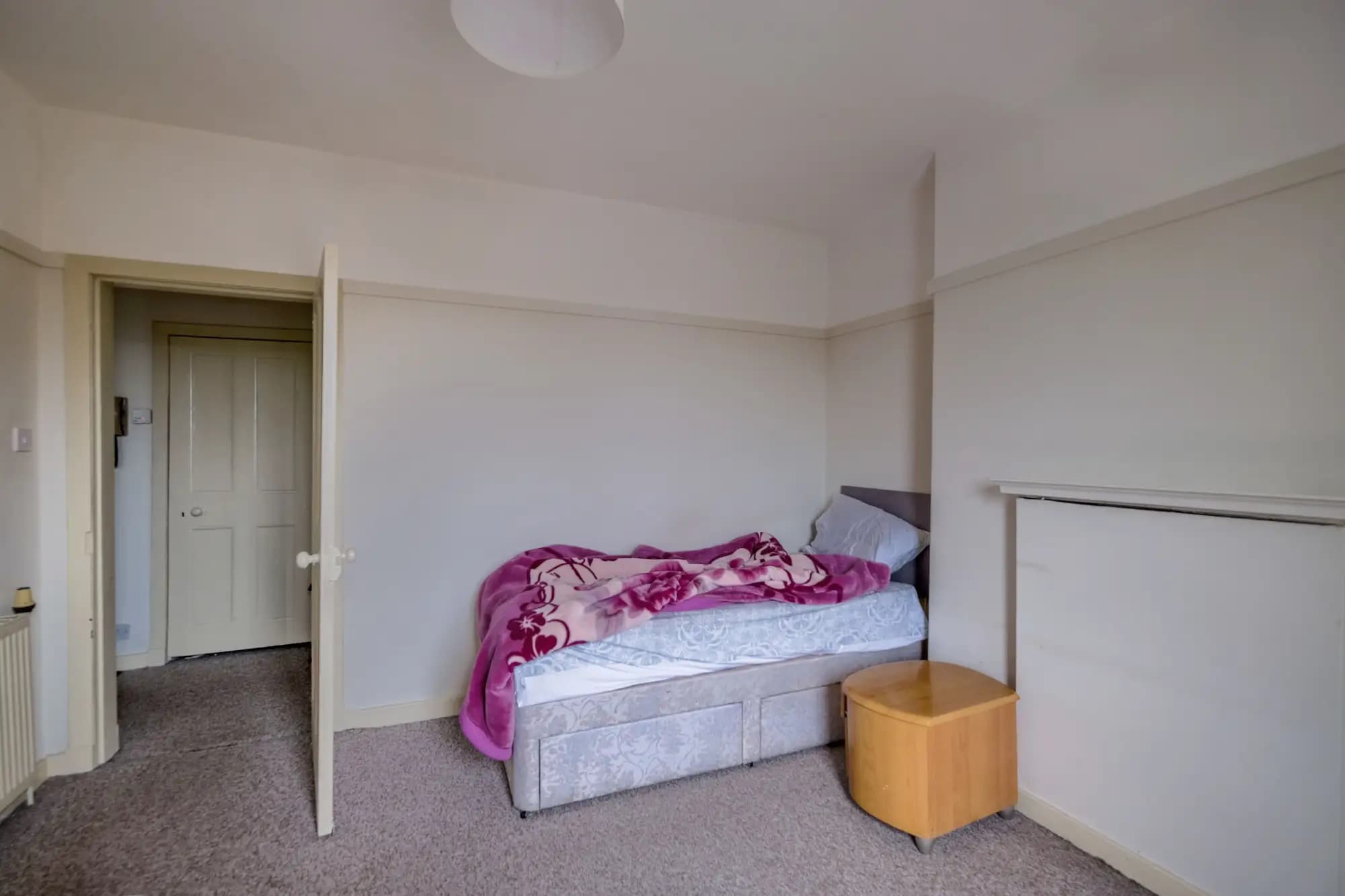 property photo 20 of 31