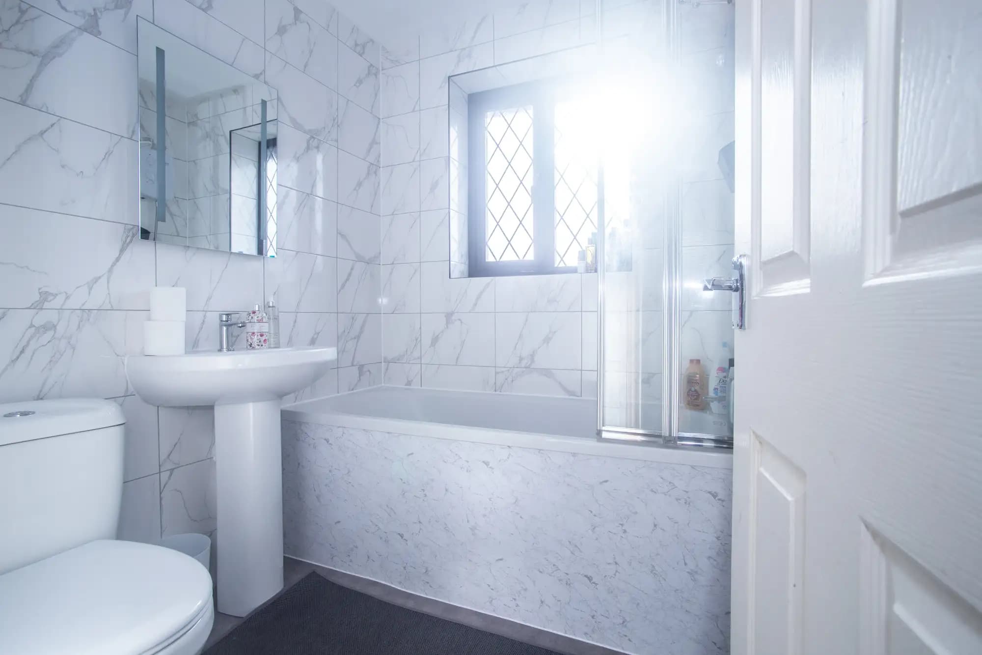 property photo 8 of 15