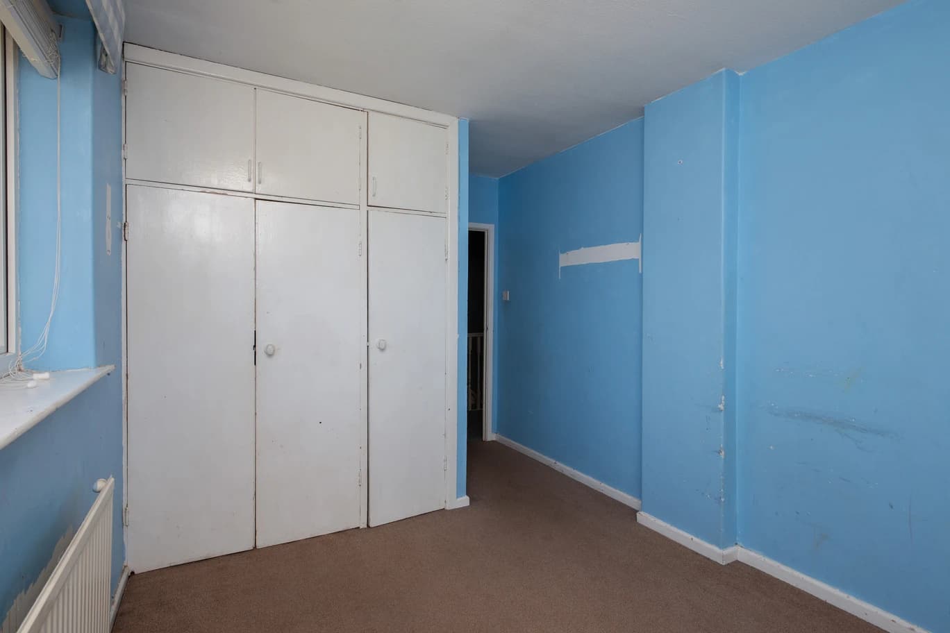 property photo 11 of 19