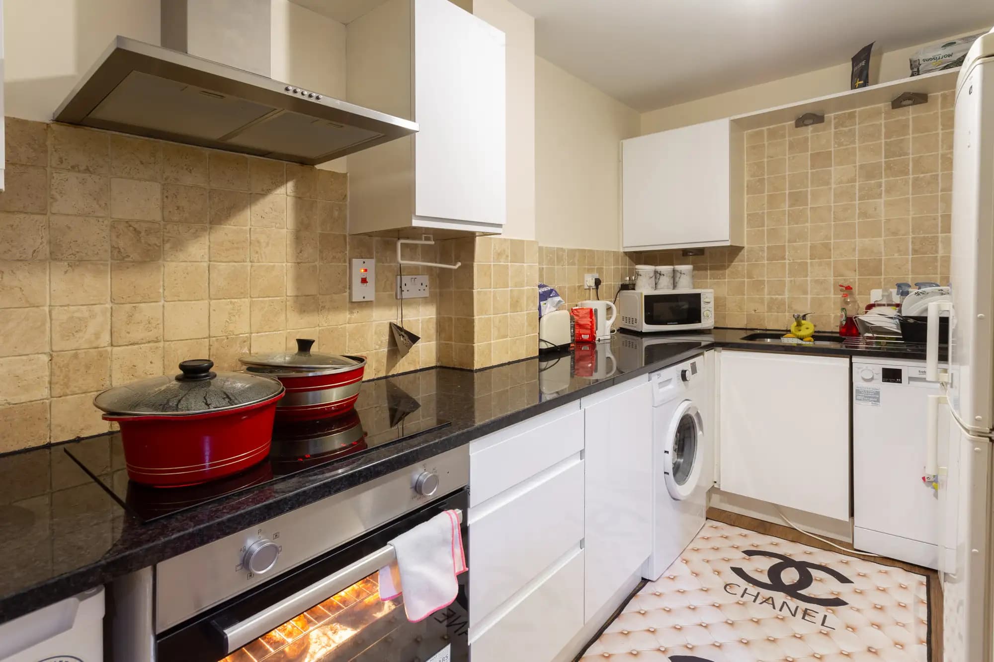 property photo 6 of 14