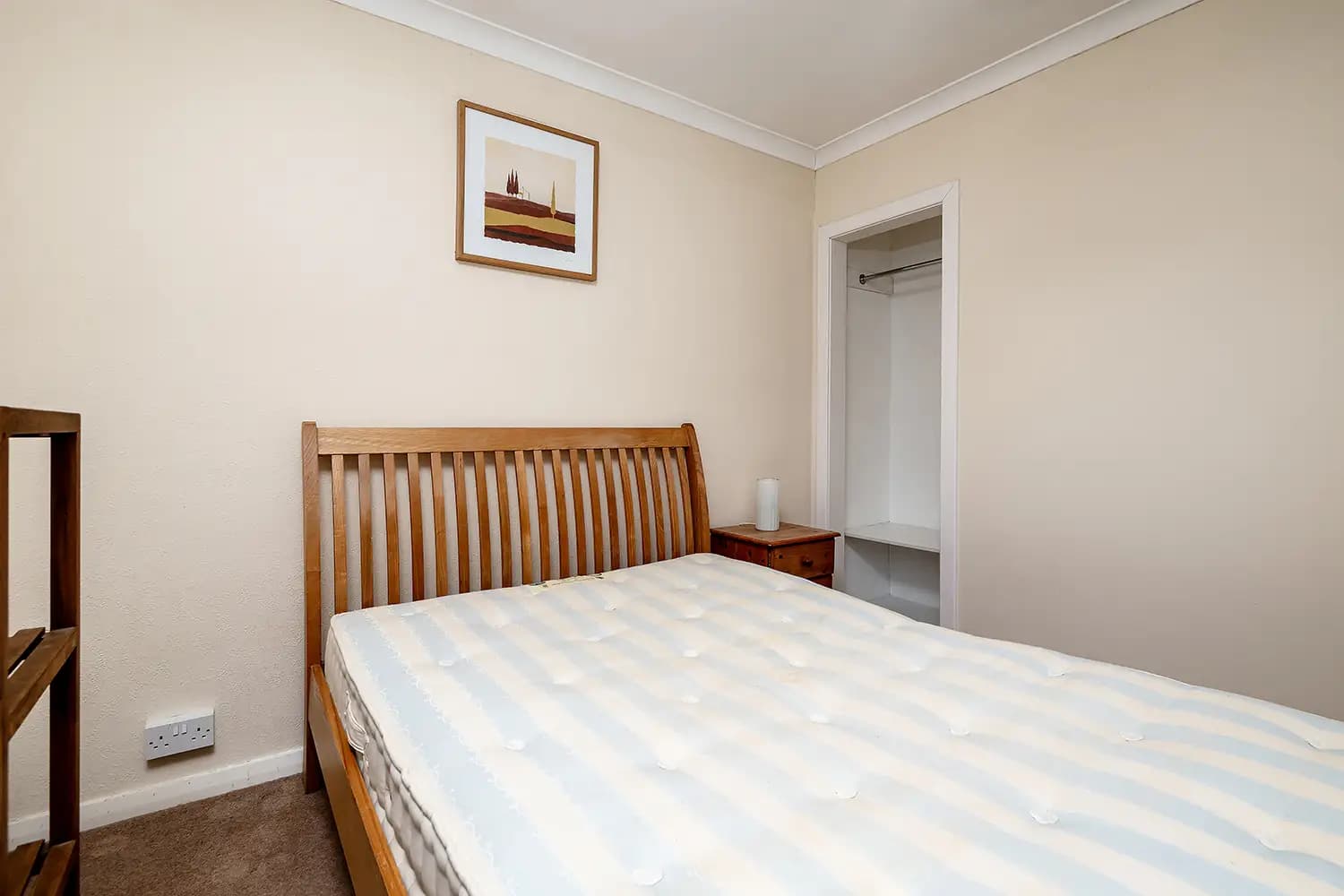 property photo 11 of 23
