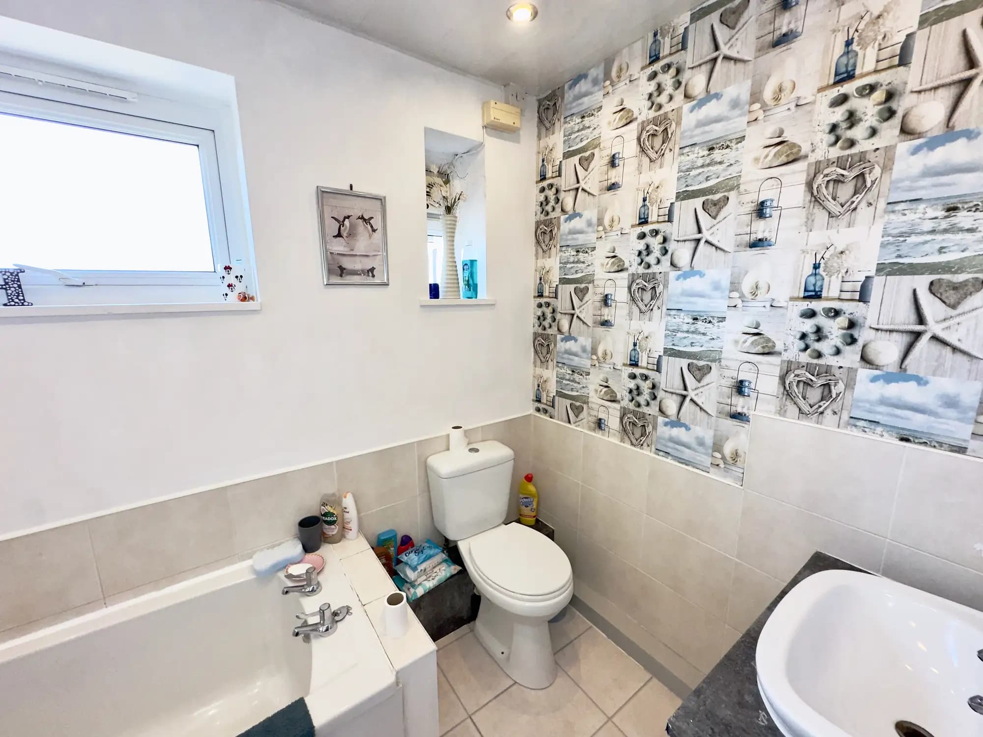 property photo 8 of 17