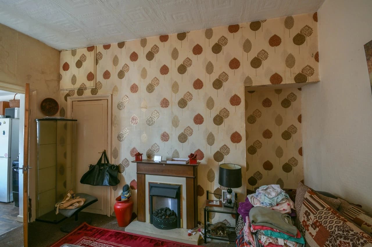 property photo 7 of 30