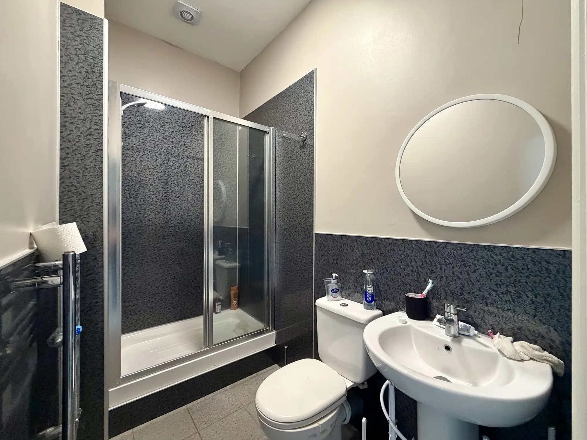 property photo 12 of 39