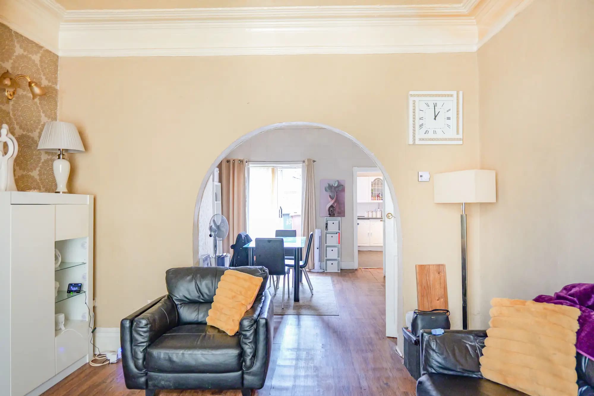 property photo 3 of 20