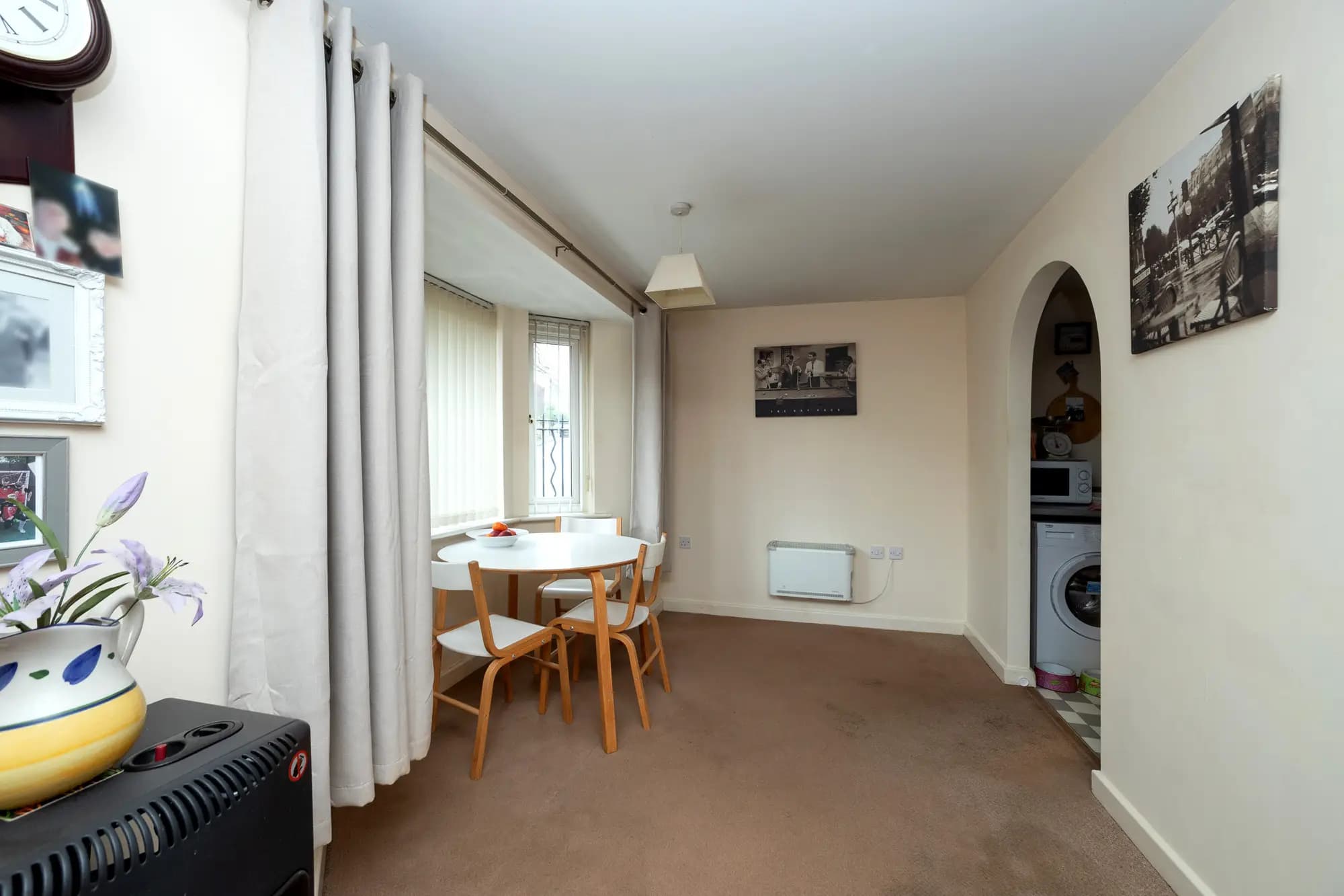 property photo 5 of 20