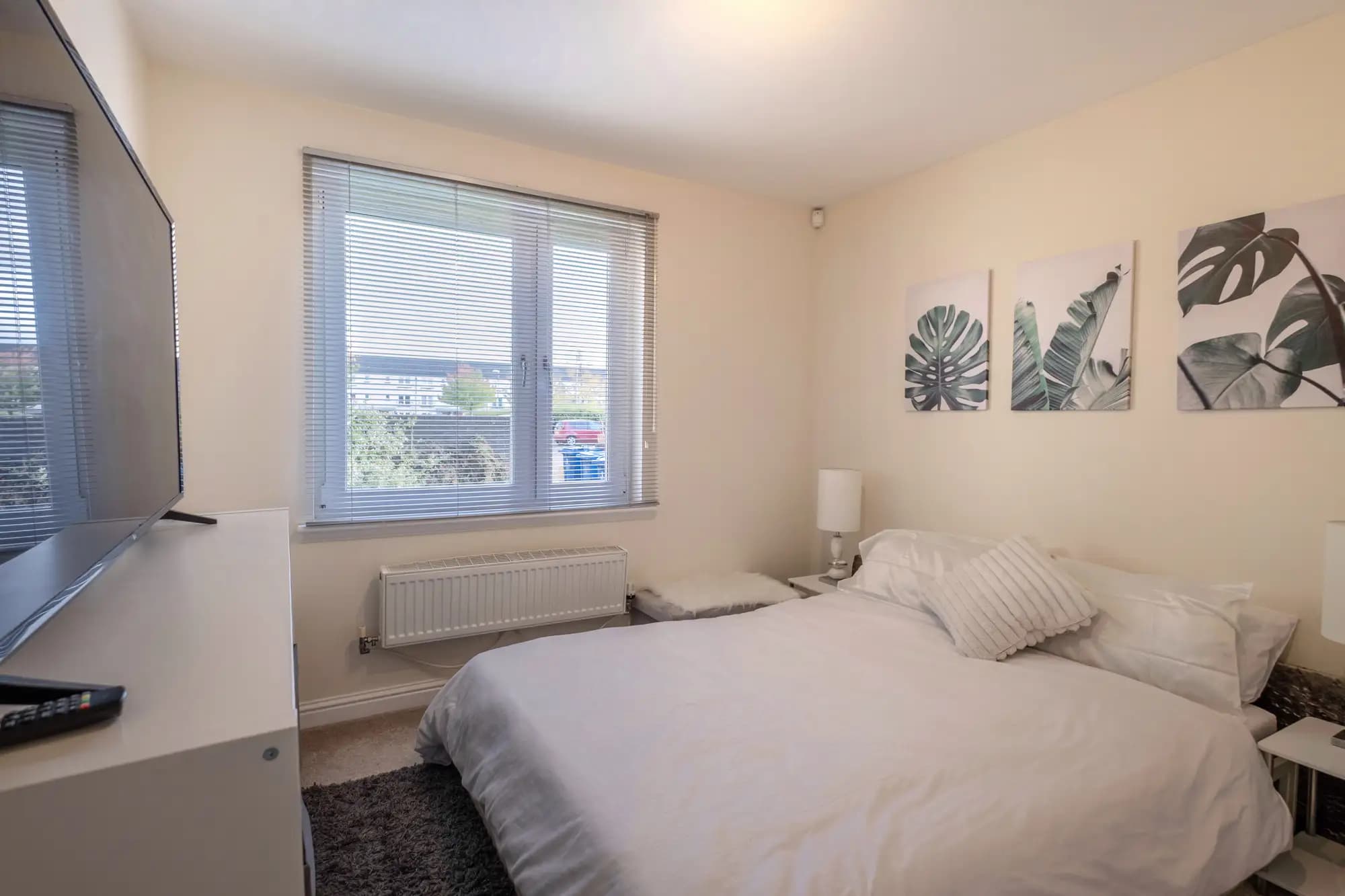 property photo 14 of 28