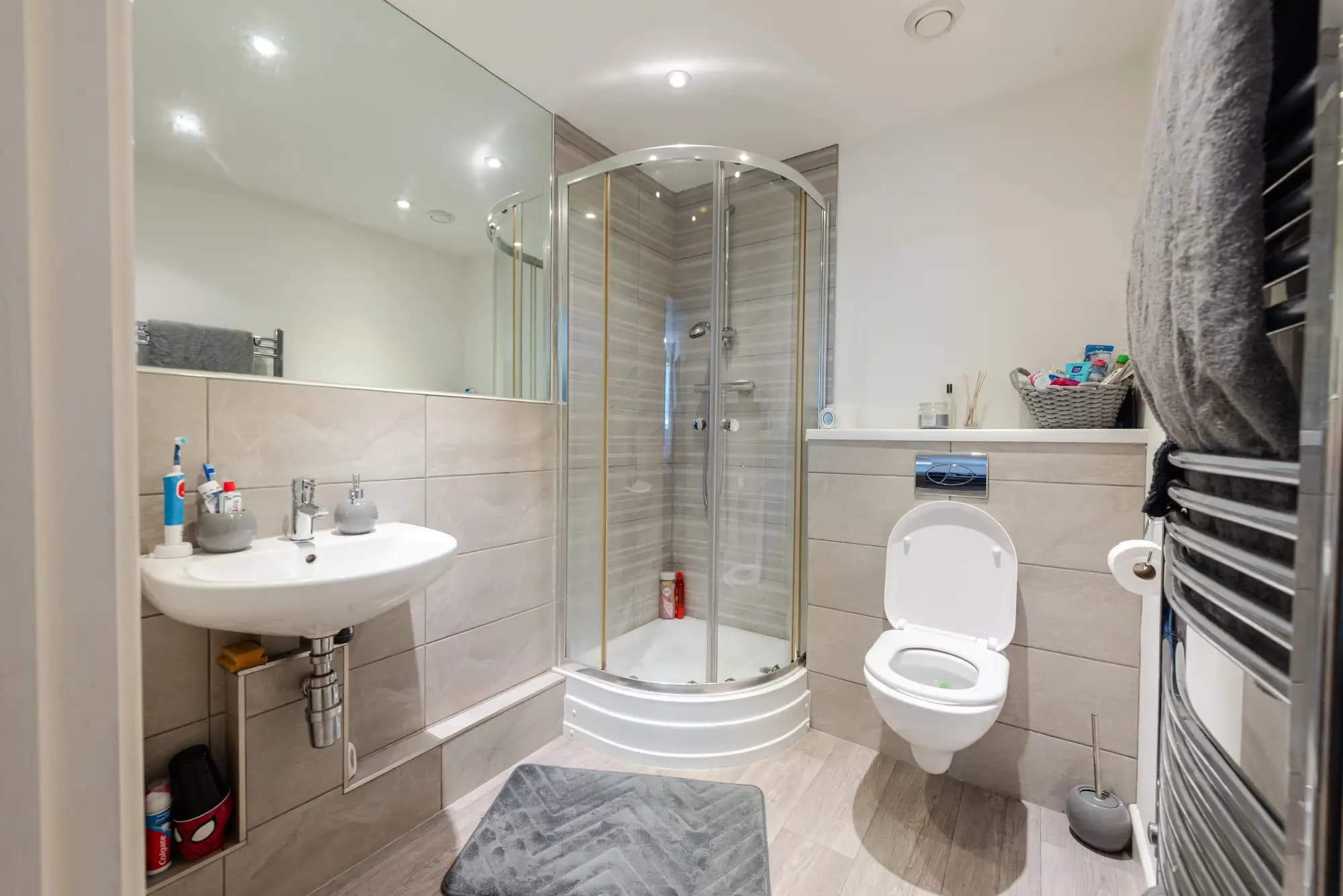property photo 22 of 42