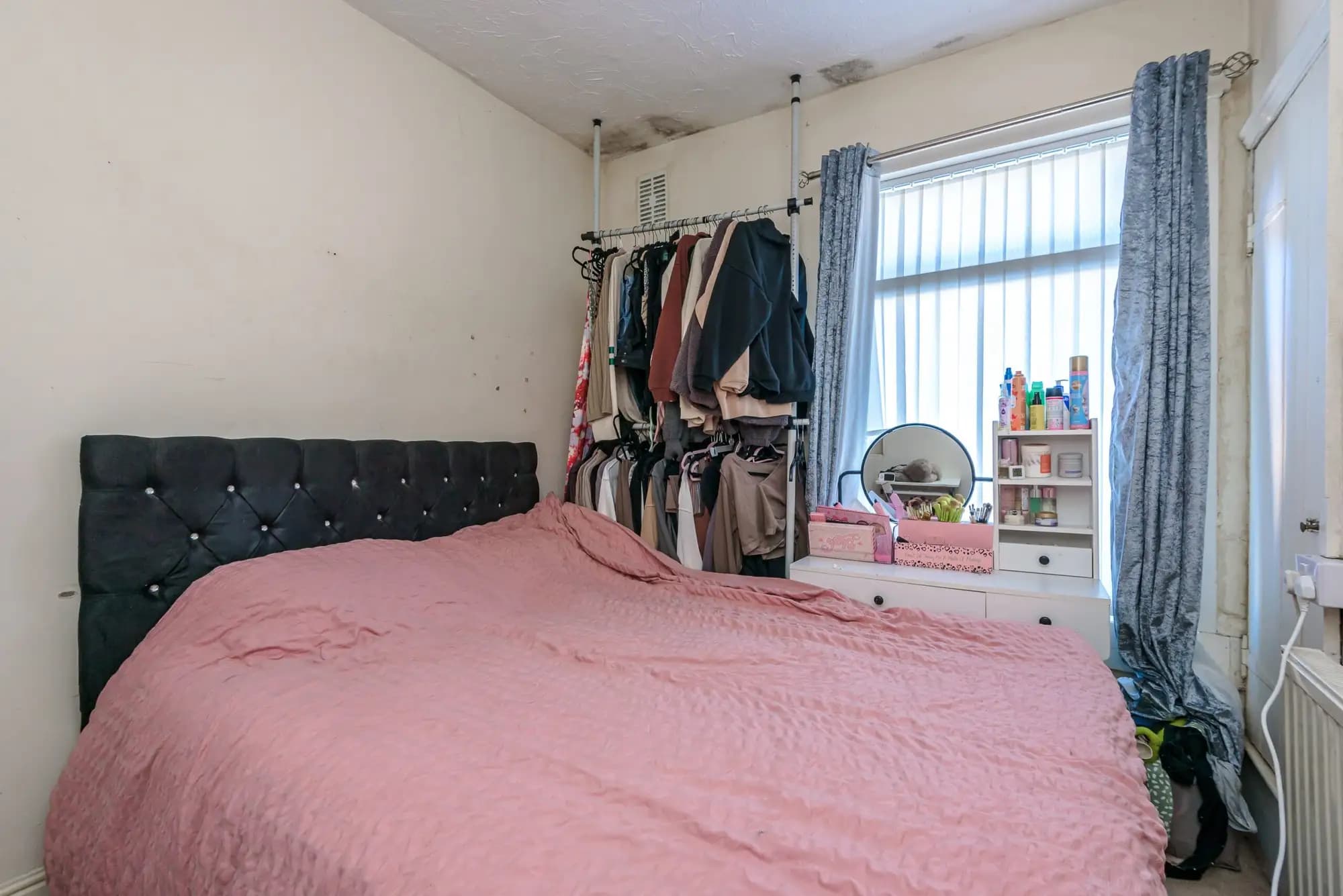 property photo 12 of 14
