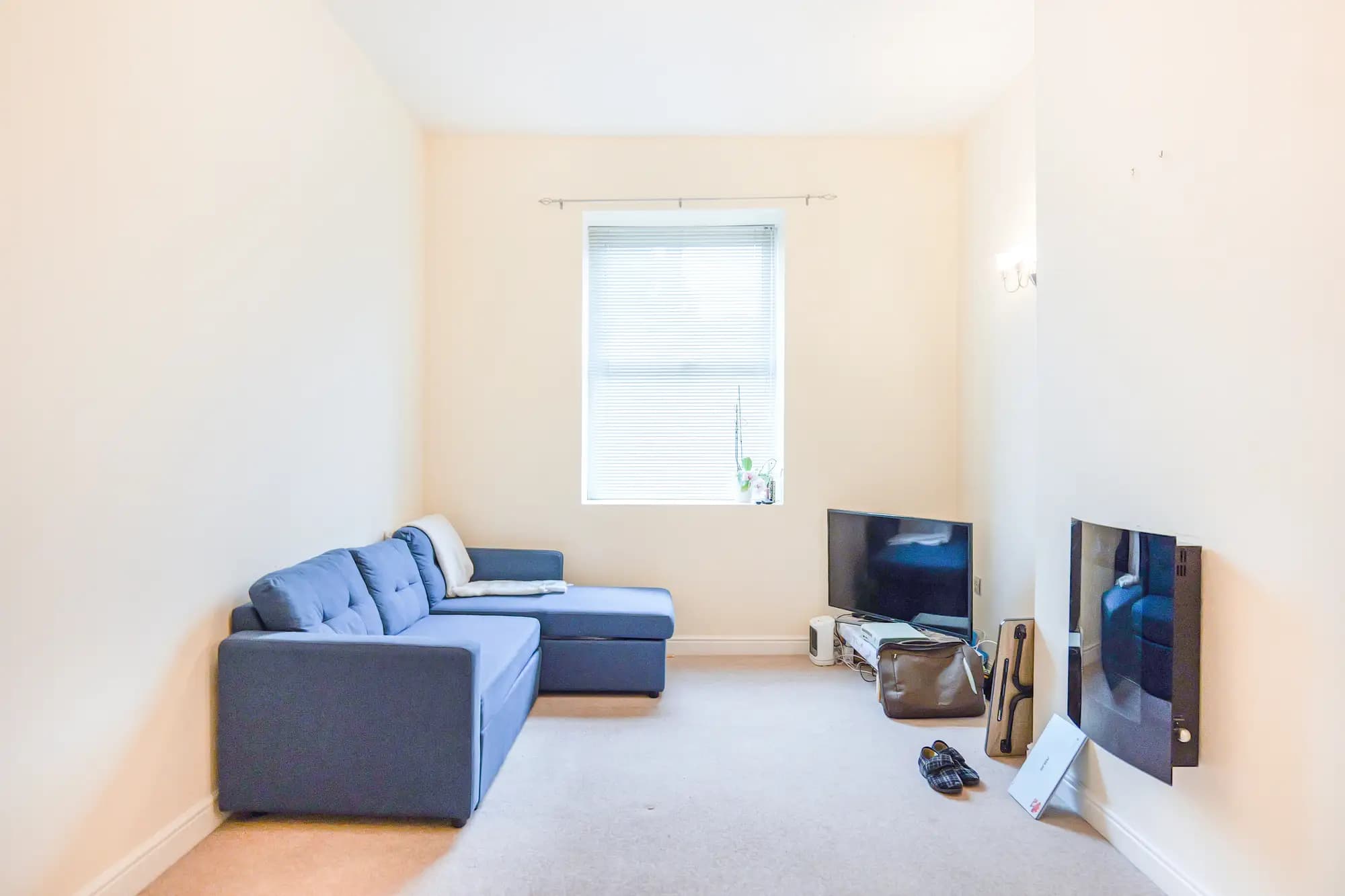 property photo 2 of 37