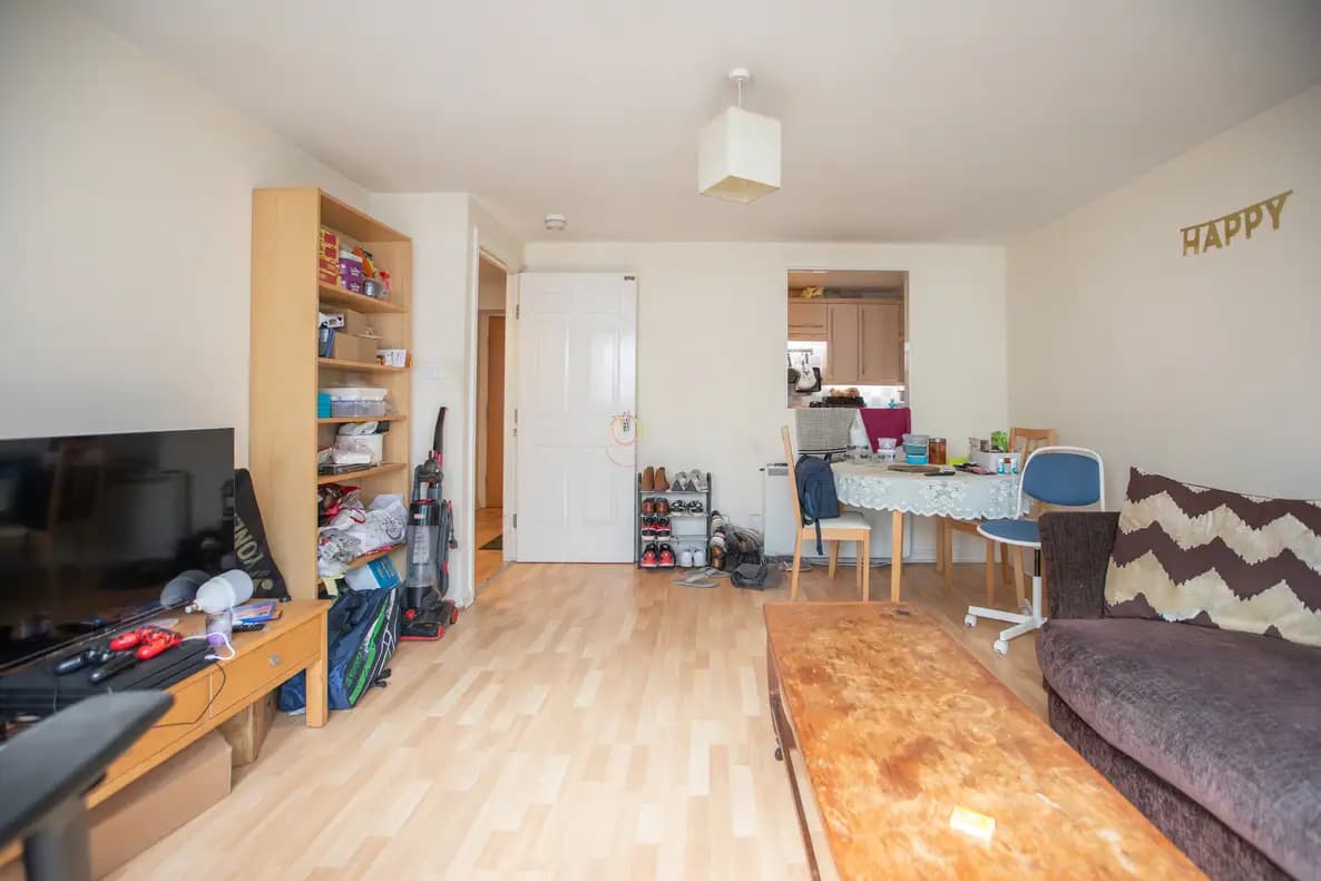 property photo 3 of 28