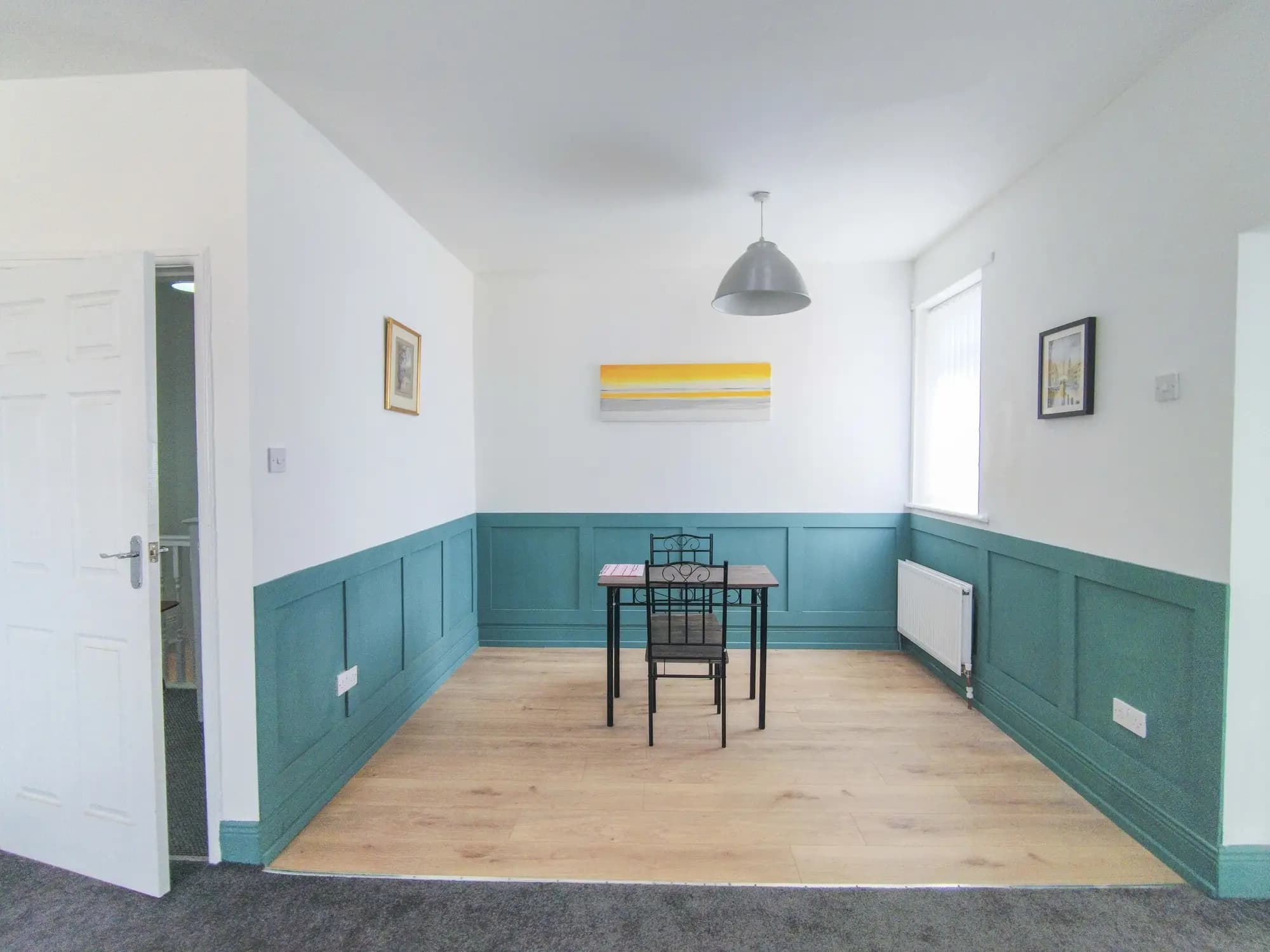 property photo 4 of 16