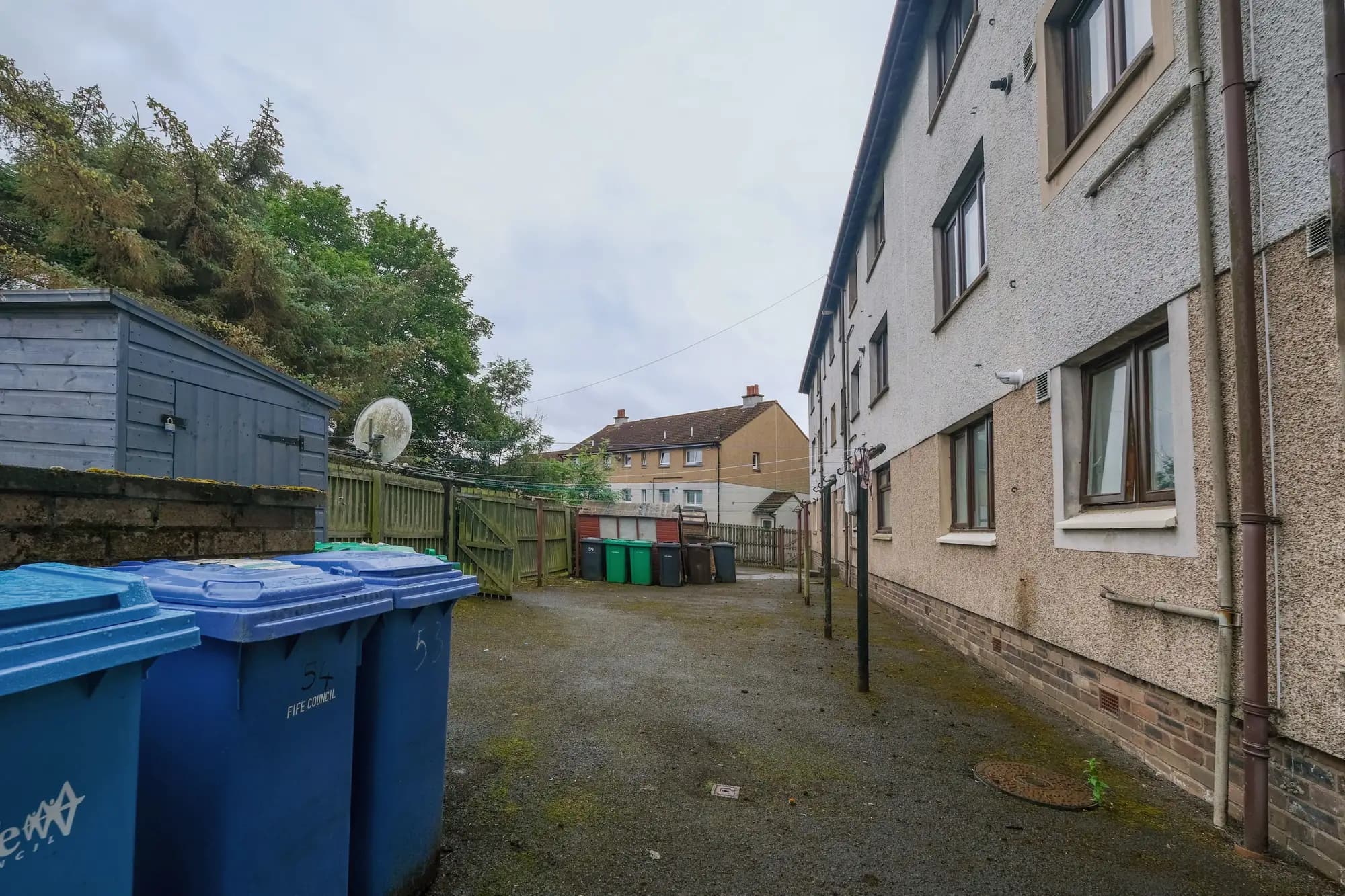 property photo 23 of 28
